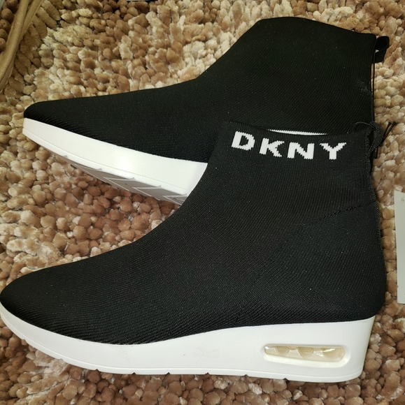 dkny sock shoes